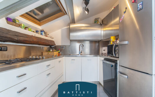 Piazza Margana – Exclusive and refined top floor