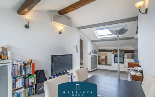 Piazza Margana – Exclusive and refined top floor