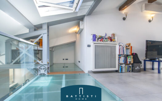 Piazza Margana – Exclusive and refined top floor