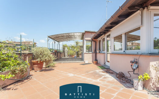 Ad. Gianicolo – Attico panoramico con splendida terrazza
