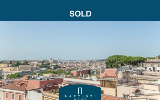 Centro Storico – Penthouse of great charm