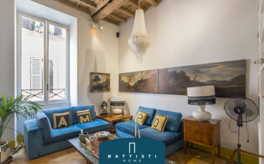 Ad. Piazza Farnese – Proprietà ben rifinita