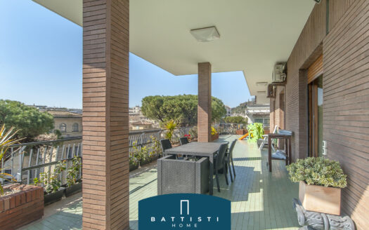 Ad. Piazza Mazzini – Panoramic penthouse