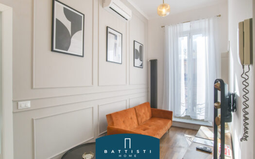Via Sistina – Renovated apartment