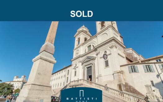 Piazza di Spagna – Rare opportunity to drive