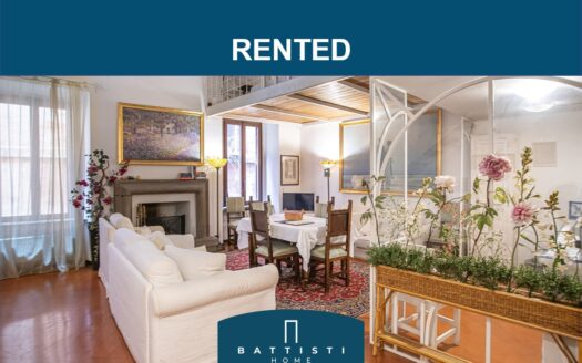 Piazza Navona – Quiet and characteristic apartment
