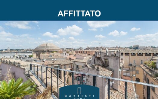 Ad. Piazza della Rotonda – Irripetibile attico