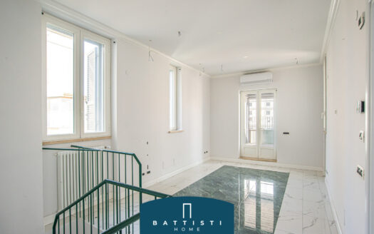 Ad. Piazza Barberini – Penthouse in high-level locations