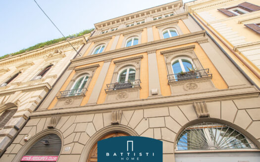 Ad. Piazza Barberini – Attico in posizione di prestigio