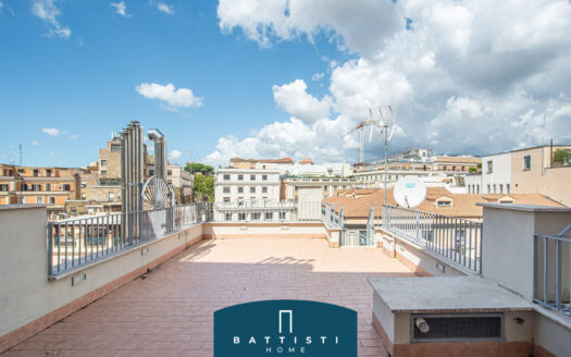 Ad. Piazza Barberini – Penthouse in high-level locations