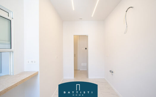 Via Aniene – Trilocale esclusivo in residenza storica