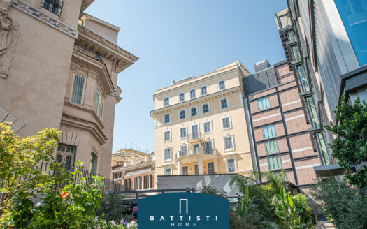 Via Aniene – Elegante trilocale in residenza storica
