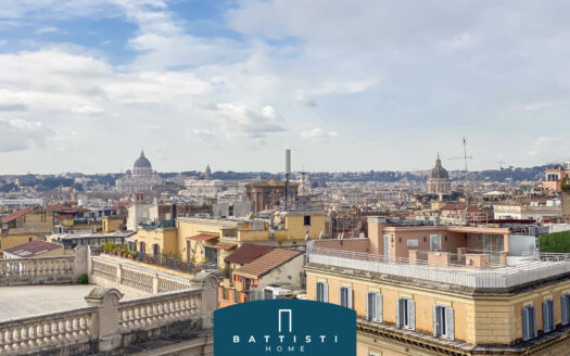 Piazza Barberini – Incantevole attico panoramico