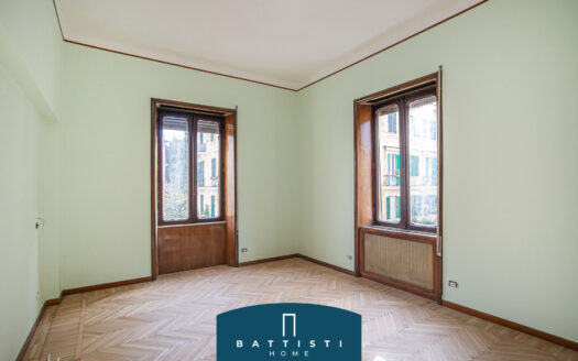 Pinciano – Elegant apartment with a garage