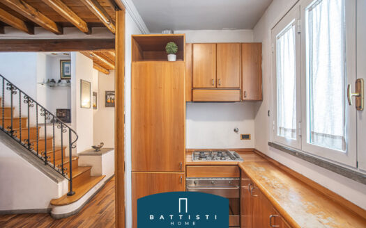 Ad. Piazza di Spagna – Charming penthouse