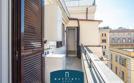 Prati – Office in prestige context