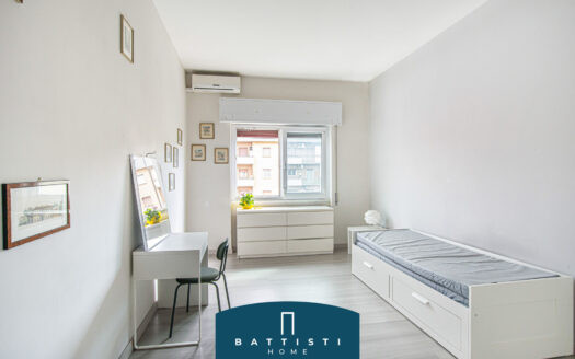 Appio Claudio – Delizioso appartamento con balcone