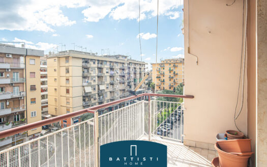 Appio Claudio – Delizioso appartamento con balcone
