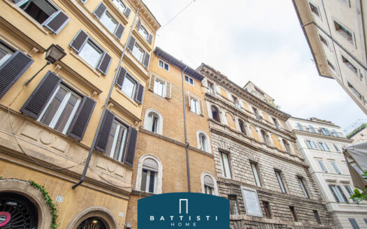 Ad. Piazza Navona – Dimora storica di grande fascino
