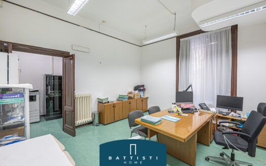 Ad. Piazza Mazzini – Appartamento in contesto signorile